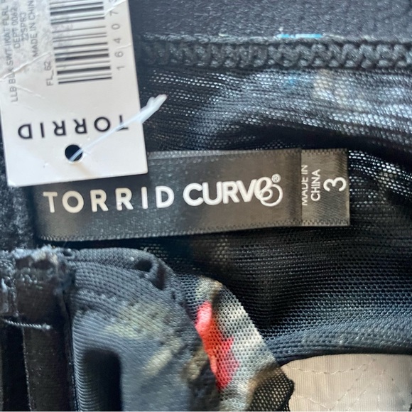 Torrid Sweet Ikat Black Floral Mesh Ruffle Underwire Bralette Size 3X NWT - Picture 8 of 14